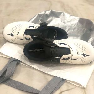 Body Geometry cycle shoes.